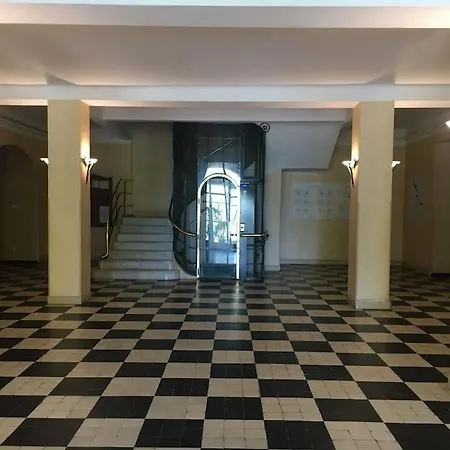 T2 Palais Lumiere, A 200m Apartment *